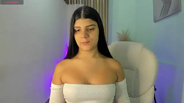 PauliinaBelle  online show from 11, 10, 2025