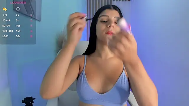 PauliinaBelle  online show from 13, 10, 2025