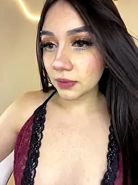 Zoe Serrat online show from 27, 11, 2025