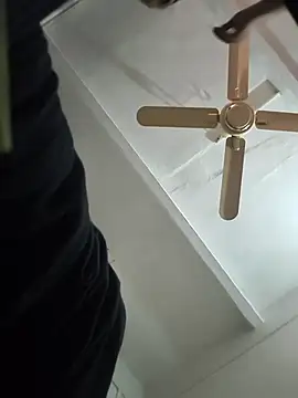 vardh033 online show from 23, 11, 2025