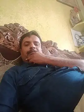 vardh033 online show from 2, 10, 2025