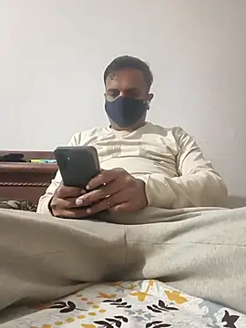 vardh033 online show from 5, 12, 2025