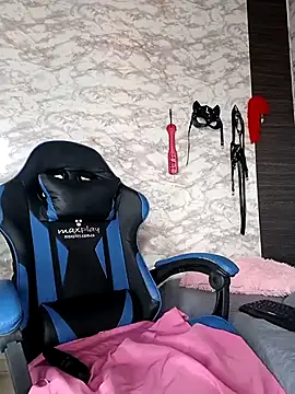 AlisSon  hot online show from 4, 10, 2025