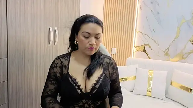 Madam Hott online show from 16, 9, 2025