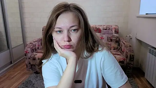 AlisaWyn online show from 12, 11, 2025