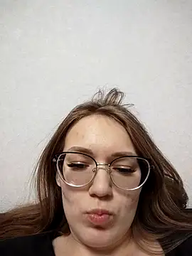 AlisaWyn online show from 7, 1, 2026