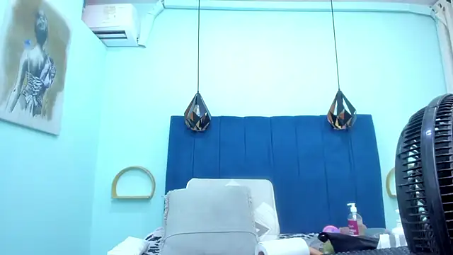 Adrianasex 69x online show from 27, 3, 2026