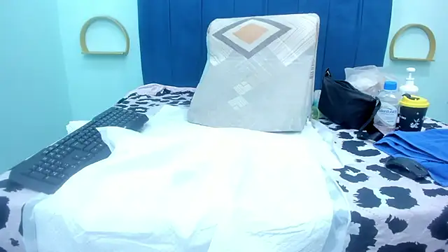 Adrianasex 69x online show from 27, 3, 2026