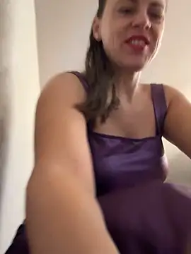 ladywithbigass online show from 15, 10, 2025