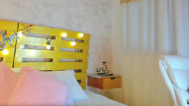 thalia888  online show from 26, 9, 2025