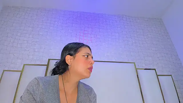 thalia888  online show from 12, 4, 2026