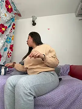 MiaCollinssx online show from 27, 3, 2026