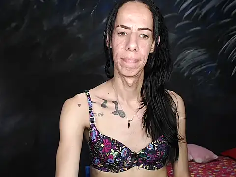 Snapshot of Queenmaria23cm chatting on 6, 11, 2025 Queenmaria23cm online show from 6, 11, 2025