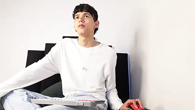 alexmark  online show from 21, 10, 2025