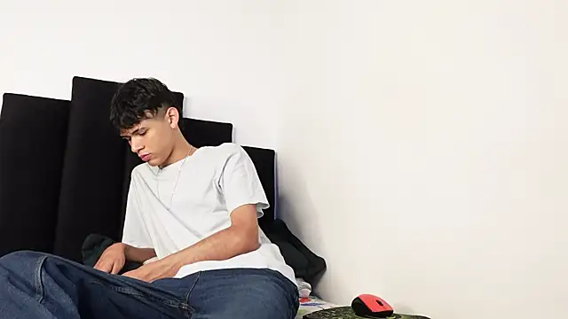 alexmark  online show from 2, 10, 2025