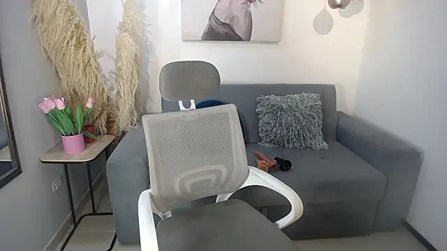 KateOwens  online show from 7, 3, 2026