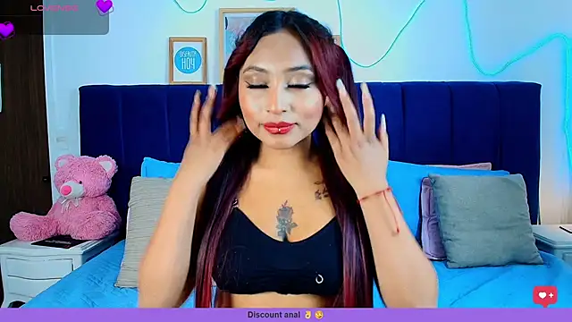 Naiaa Cruz online show from 7, 4, 2026