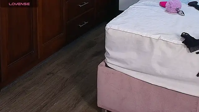 SexyRachel  online show from 9, 1, 2026