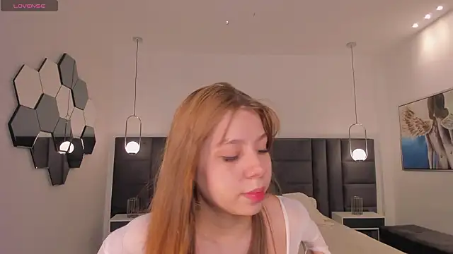 Snapshot of TiffannySins chatting on 22, 2, 2026 TiffannySins online show from 22, 2, 2026