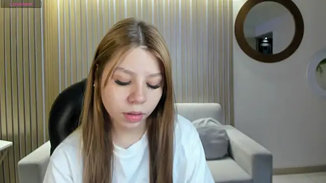 TiffannySins online show from 10, 5, 2026