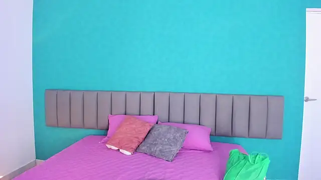 Snapshot of ThaliaOcean chatting on 16, 9, 2025 ThaliaOcean online show from 16, 9, 2025