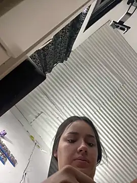 Luciaparker03 online show from 4, 3, 2026