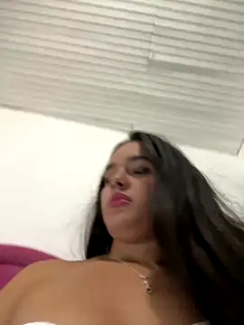 Luciaparker03 online show from 18, 11, 2025