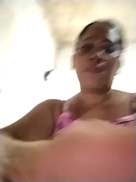 Big ass submissive online show from 29, 9, 2025