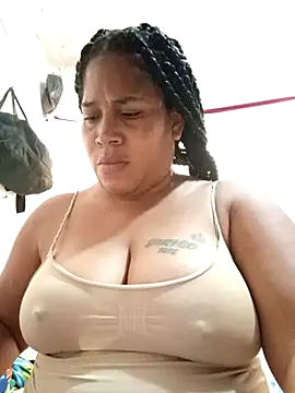 Big ass submissive online show from 16, 4, 2026