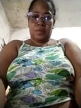 Big ass submissive online show from 5, 10, 2025