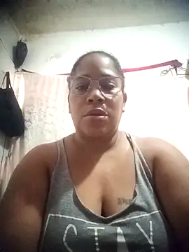 Big ass submissive online show from 25, 2, 2026