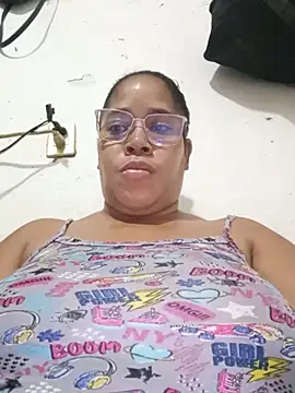 Big ass submissive online show from 19, 5, 2026