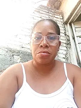 Big ass submissive online show from 30, 3, 2026