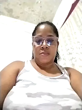 Big ass submissive online show from 23, 2, 2026