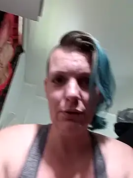 DeziBaby1087 online show from 5, 4, 2026