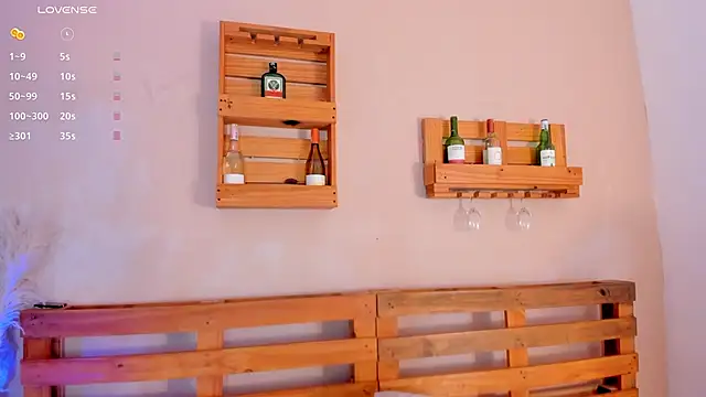  miss mia online show from 11, 11, 2025