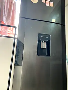 evelyn 1702 online show from 31, 10, 2025