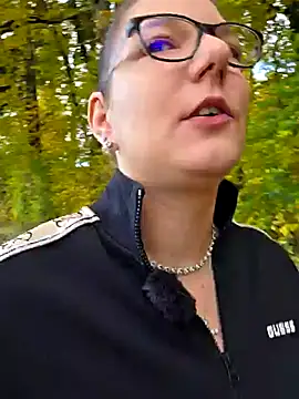 Swiss Lady online show from 28, 10, 2025