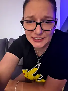 Swiss Lady online show from 24, 9, 2025