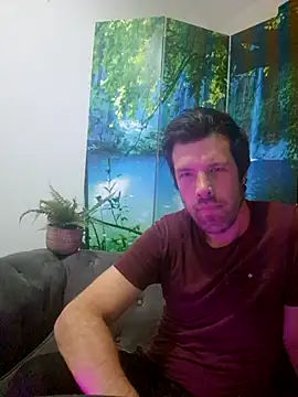 welcome-to-the-jungle online show from 3, 8, 2026