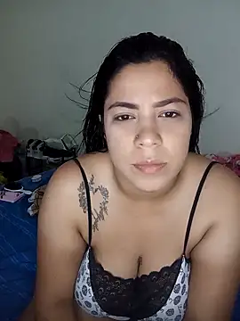 Snapshot of Georgina_Bigboobs chatting on 18, 3, 2026 Georgina Bigboobs online show from 18, 3, 2026