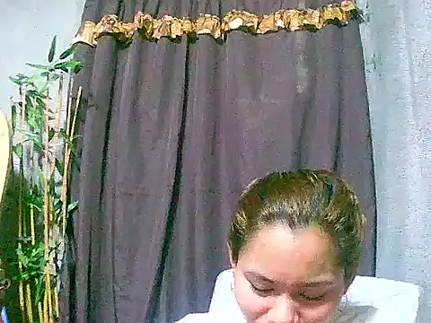 Sweeetgurll online show from 9, 2, 2026