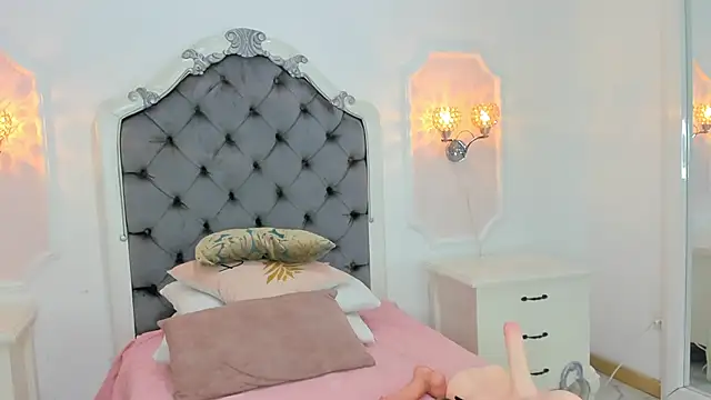 Alison Carde05 online show from 19, 9, 2025