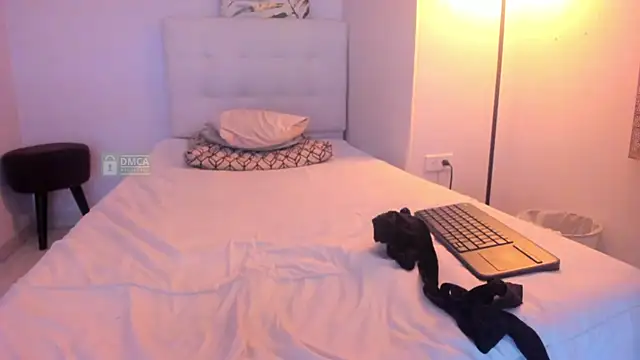 Mr Klein 69 online show from 11, 9, 2025