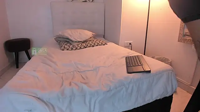 Mr Klein 69 online show from 10, 9, 2025