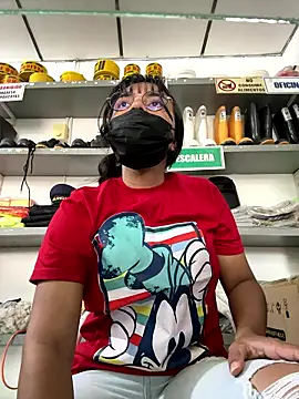 Kyra  Rose online show from 13, 1, 2026