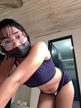 Snapshot of Kyra__Rose chatting on 2, 2, 2026 Kyra Rose online show from 2, 2, 2026