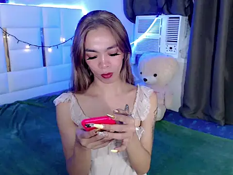 diamondnaked  online show from 23, 11, 2025