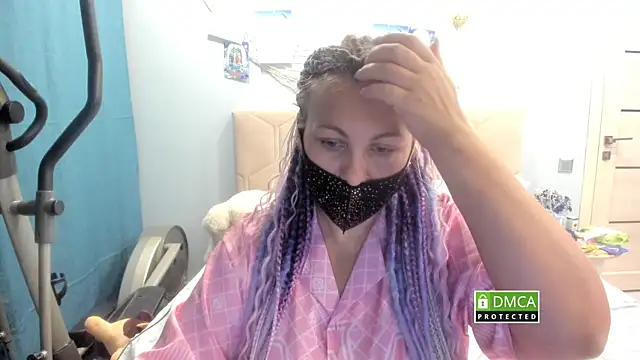 EmilyMali online show from 14, 10, 2025