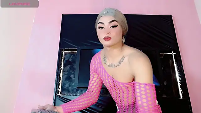 Natasha clifford online show from 29, 3, 2026